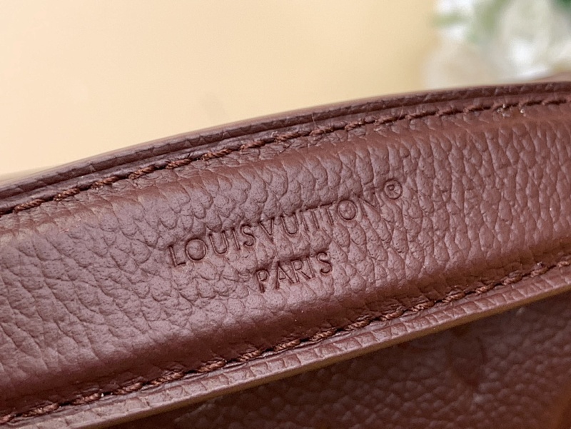 Louis Vuitton Louis Vuitton