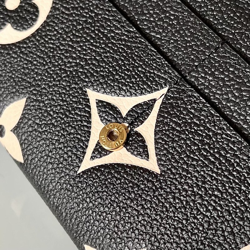 Louis Vuitton Louis Vuitton