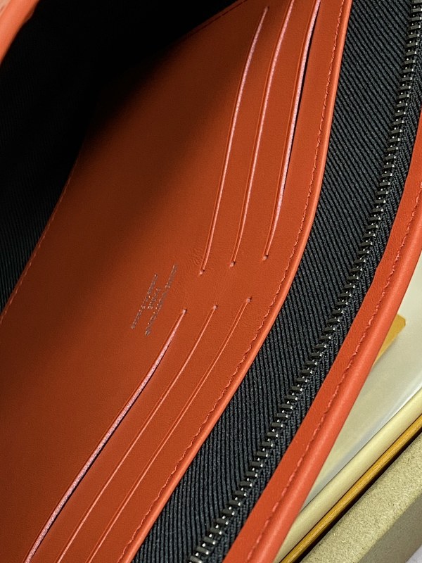 Louis Vuitton M26031