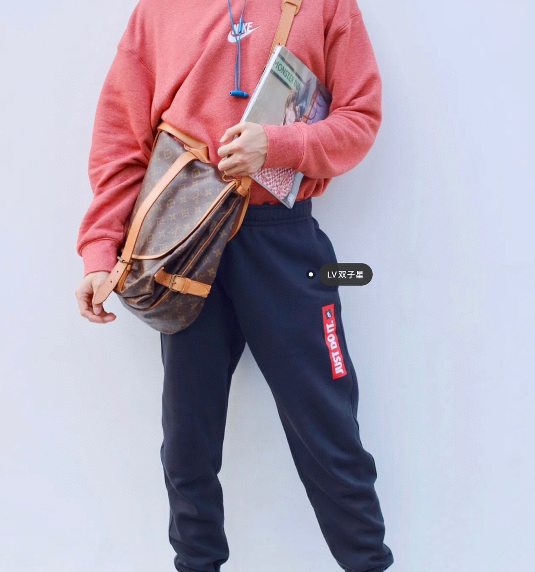 Louis Vuitton M42252