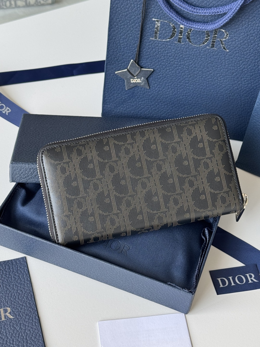 Dior Dior