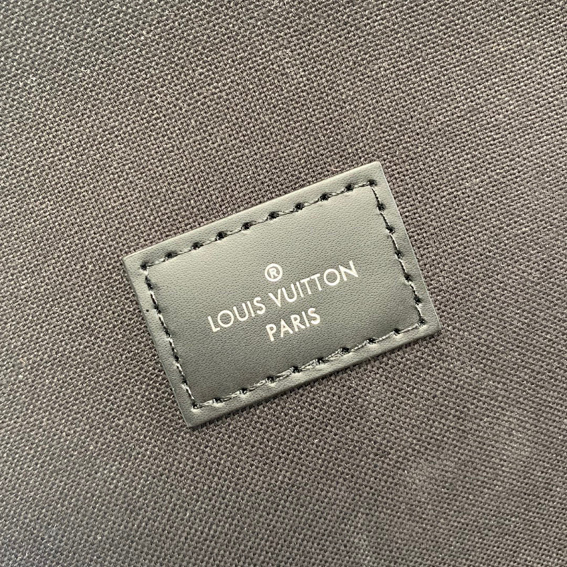 Louis Vuitton Louis Vuitton