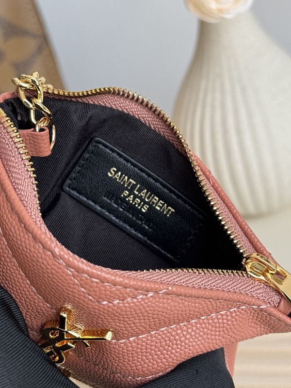 Saint Laurent Saint Laurent