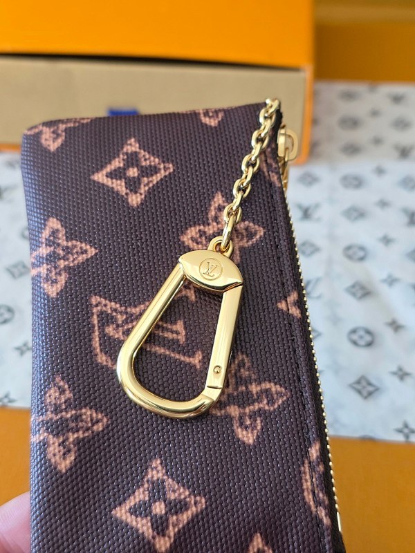 Louis Vuitton Louis Vuitton