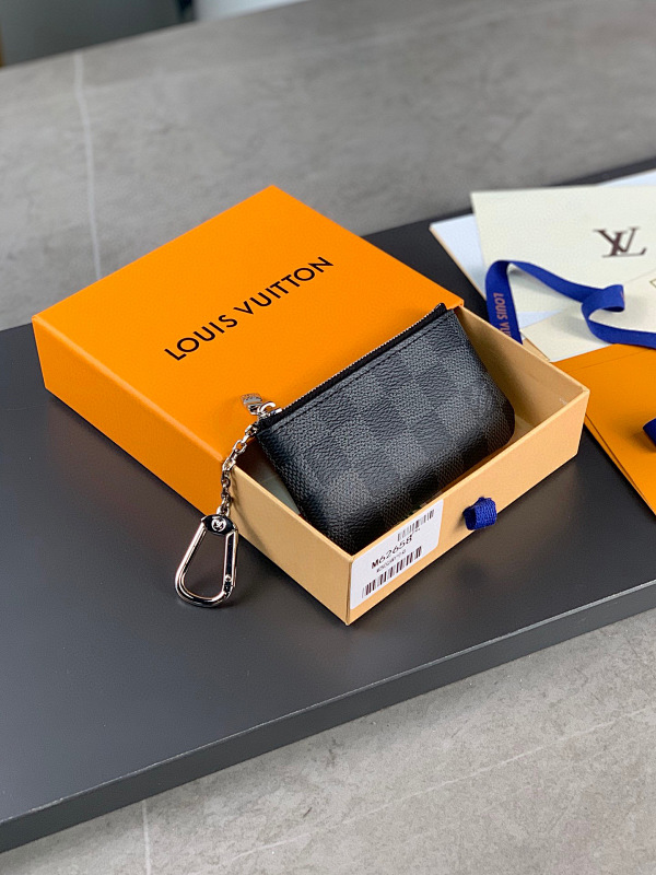 Louis Vuitton Louis Vuitton