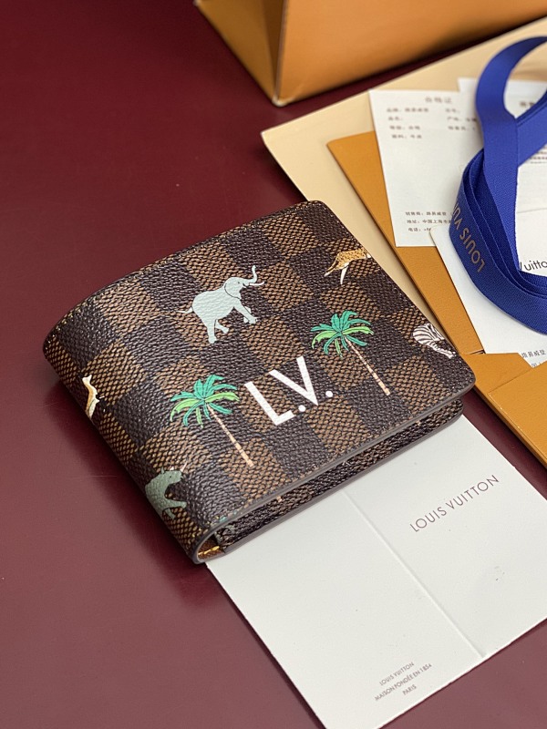 Louis Vuitton N40870