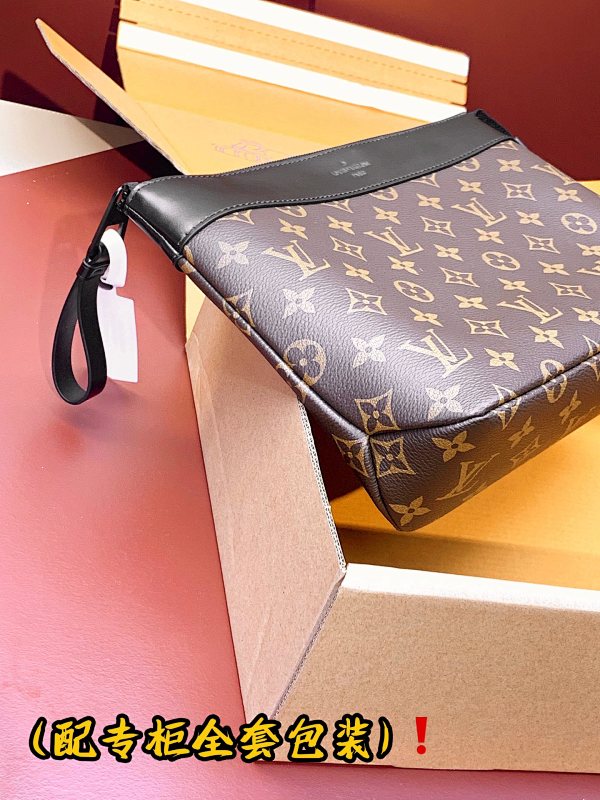 Louis Vuitton Louis Vuitton