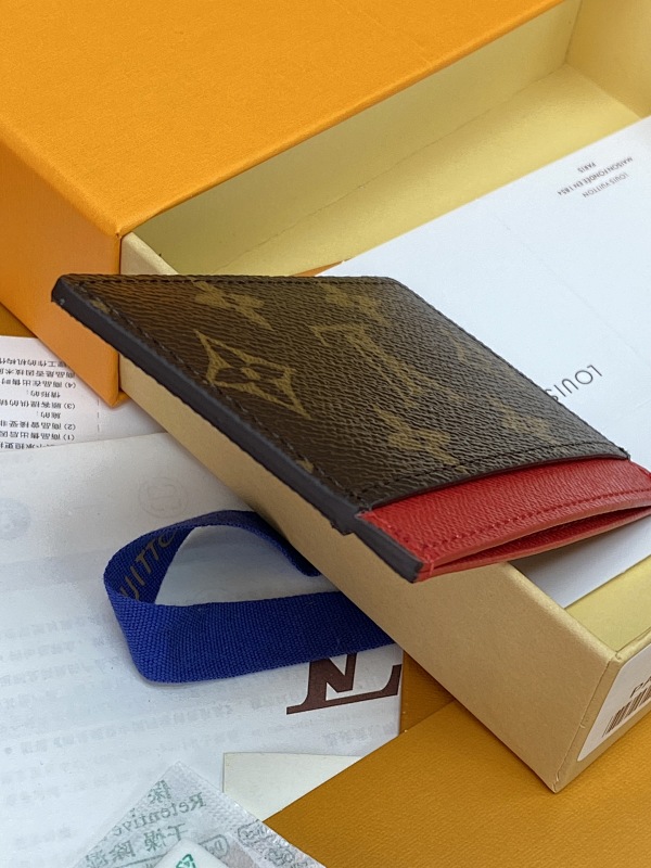 Louis Vuitton M61733