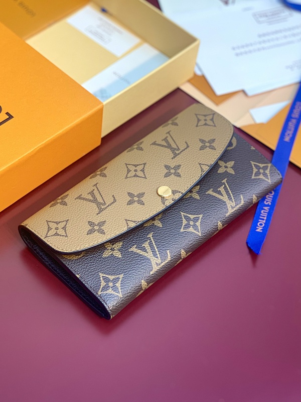 Louis Vuitton Louis Vuitton