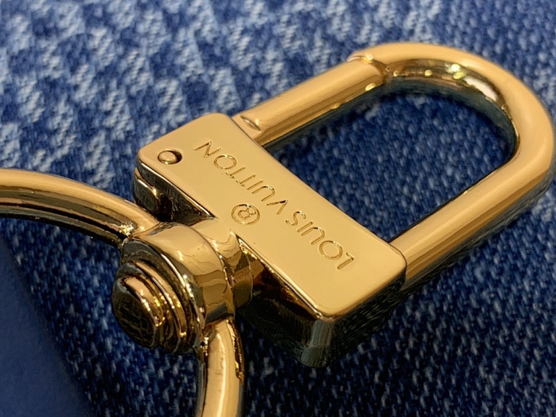 Louis Vuitton N00197