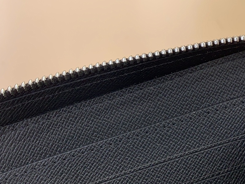 Louis Vuitton M61254