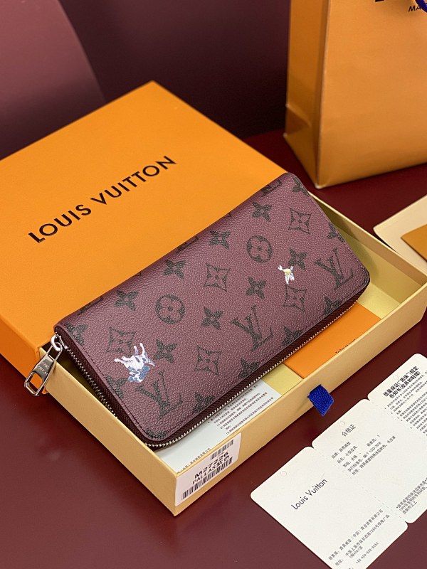 Louis Vuitton M27226