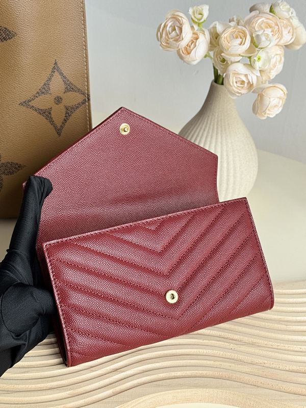 Saint Laurent Saint Laurent