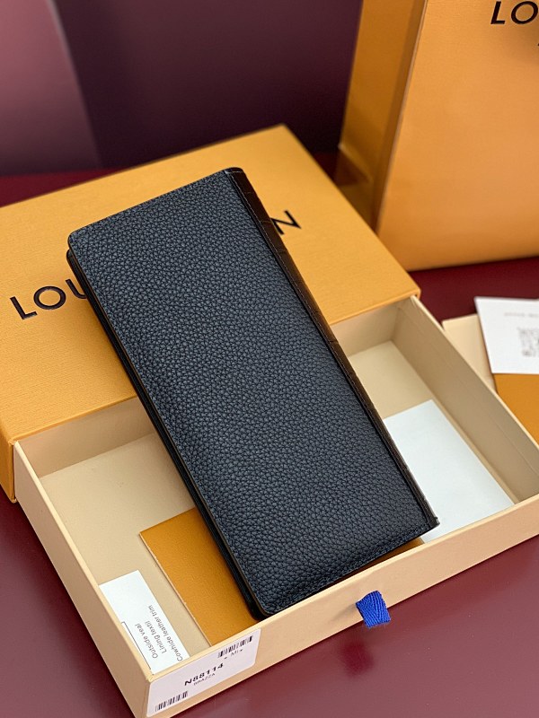 Louis Vuitton N88116