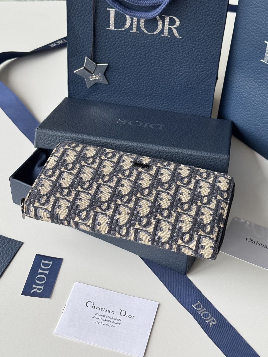 Dior Dior