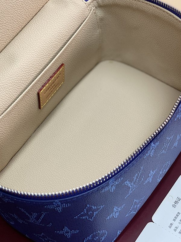 Louis Vuitton Louis Vuitton