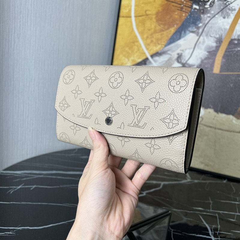Louis Vuitton Louis Vuitton