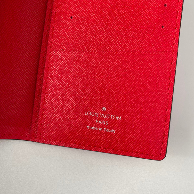 Louis Vuitton M66540