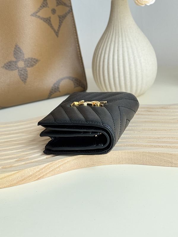 Saint Laurent Saint Laurent