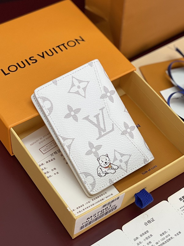 Louis Vuitton M27081