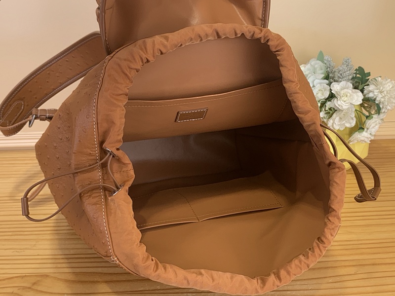 Louis Vuitton Louis Vuitton