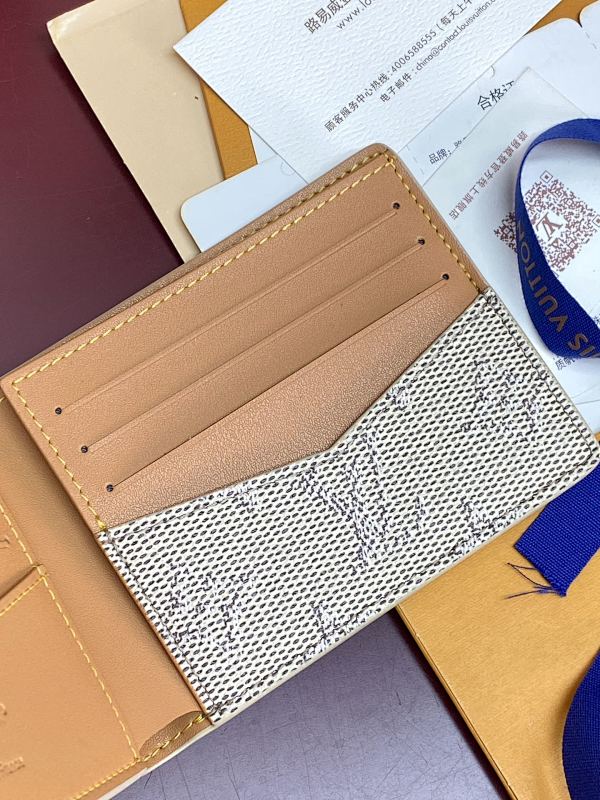 Louis Vuitton Louis Vuitton