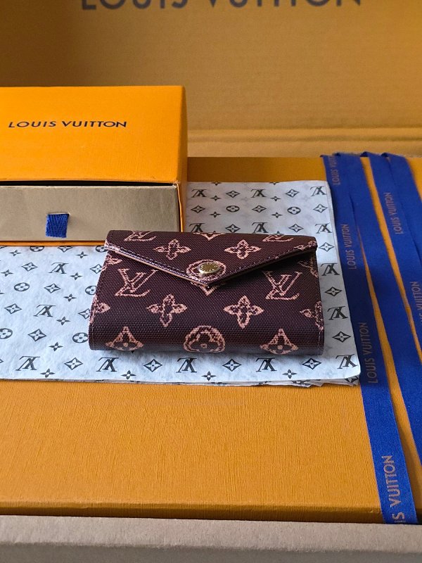 Louis Vuitton Louis Vuitton
