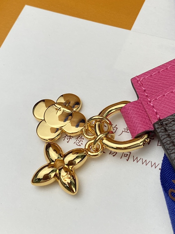 Louis Vuitton M15332