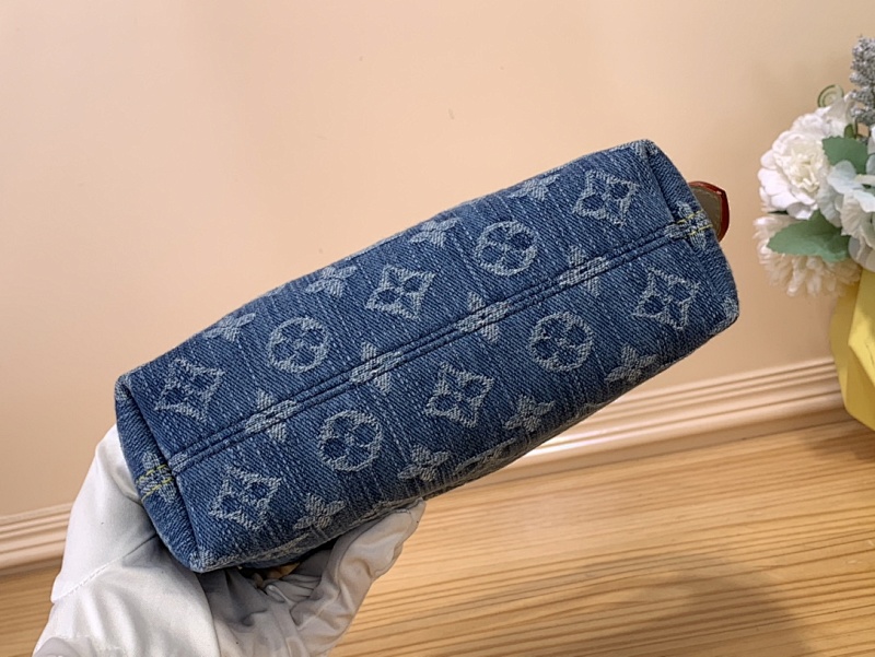 Louis Vuitton M82949