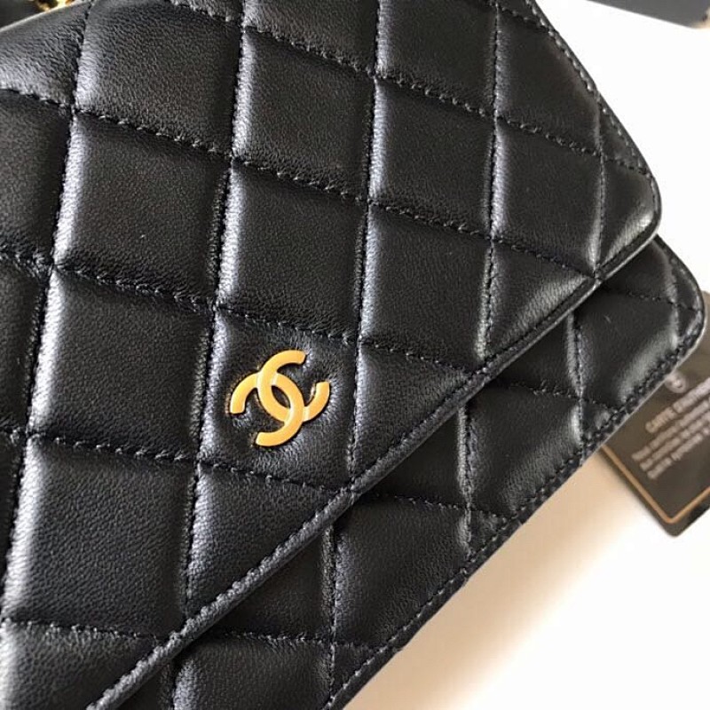 Chanel AP0250