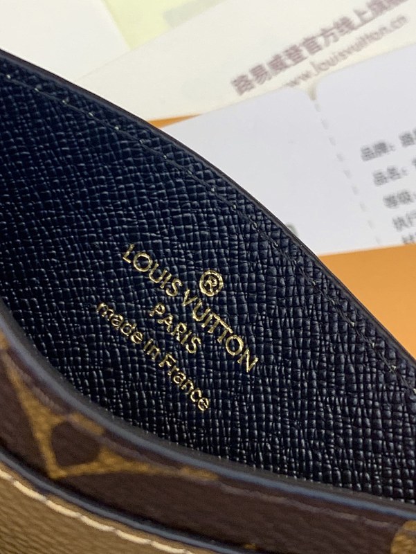 Louis Vuitton M69161