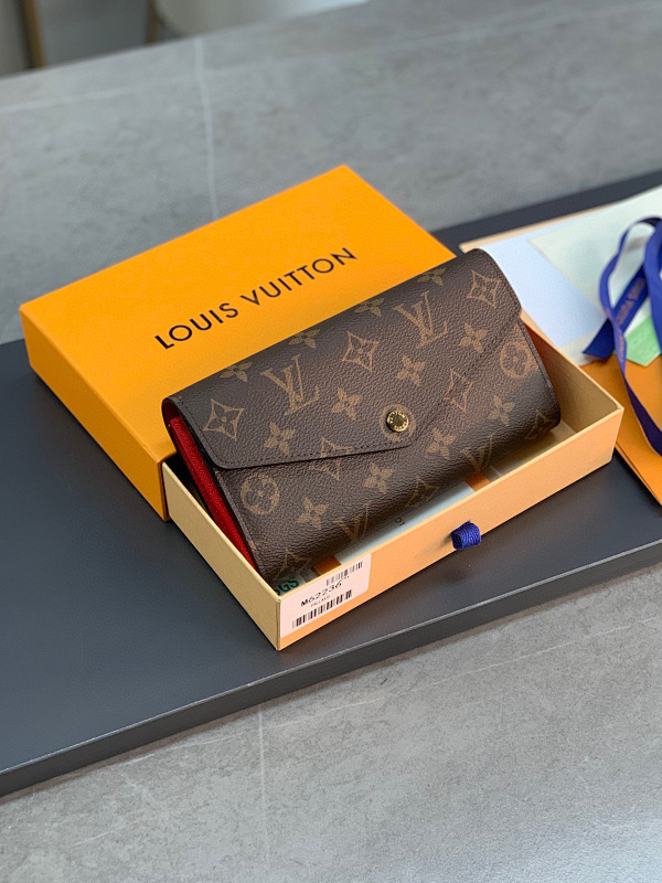 Louis Vuitton M62236