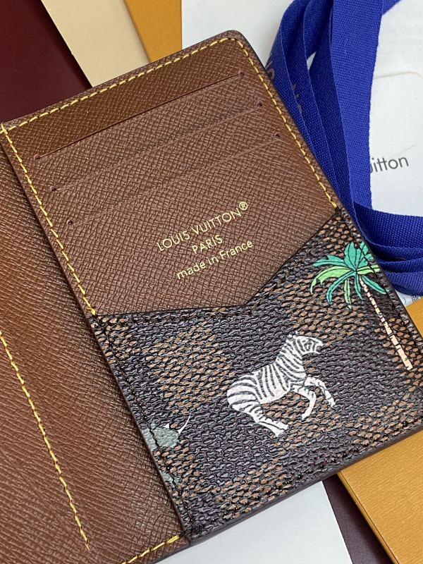 Louis Vuitton N40869