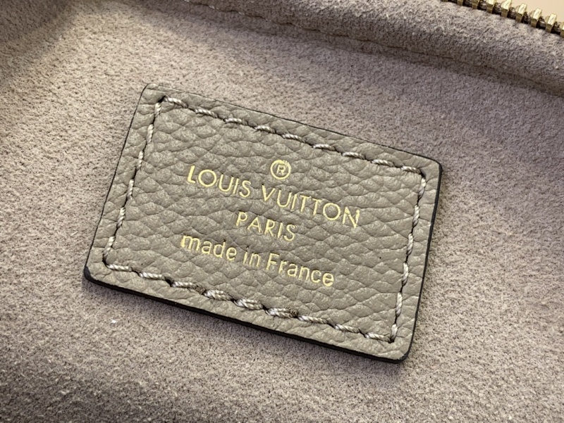 Louis Vuitton Louis Vuitton