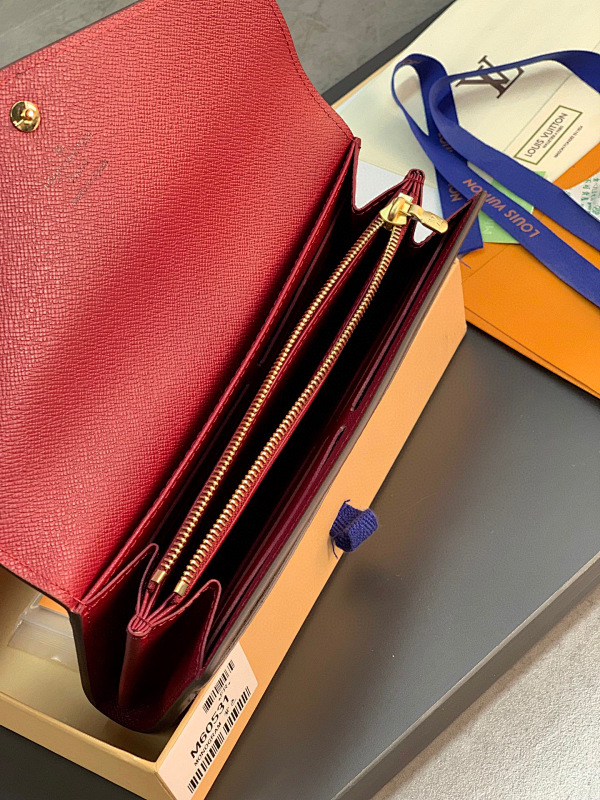 Louis Vuitton M62236