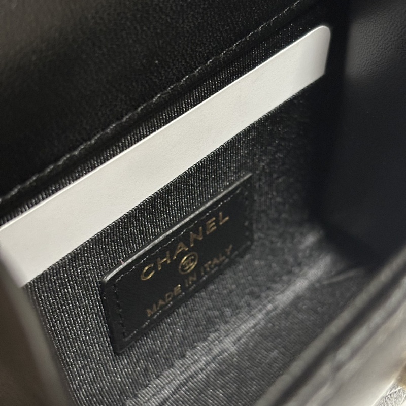 A81633