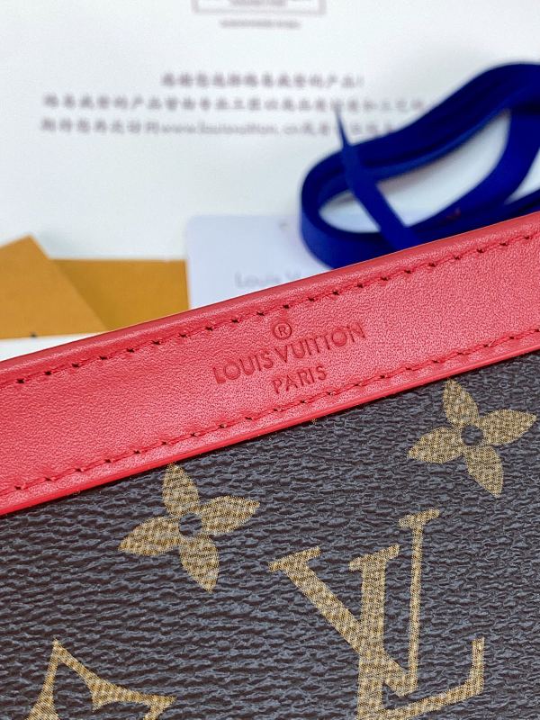 Louis Vuitton M81124