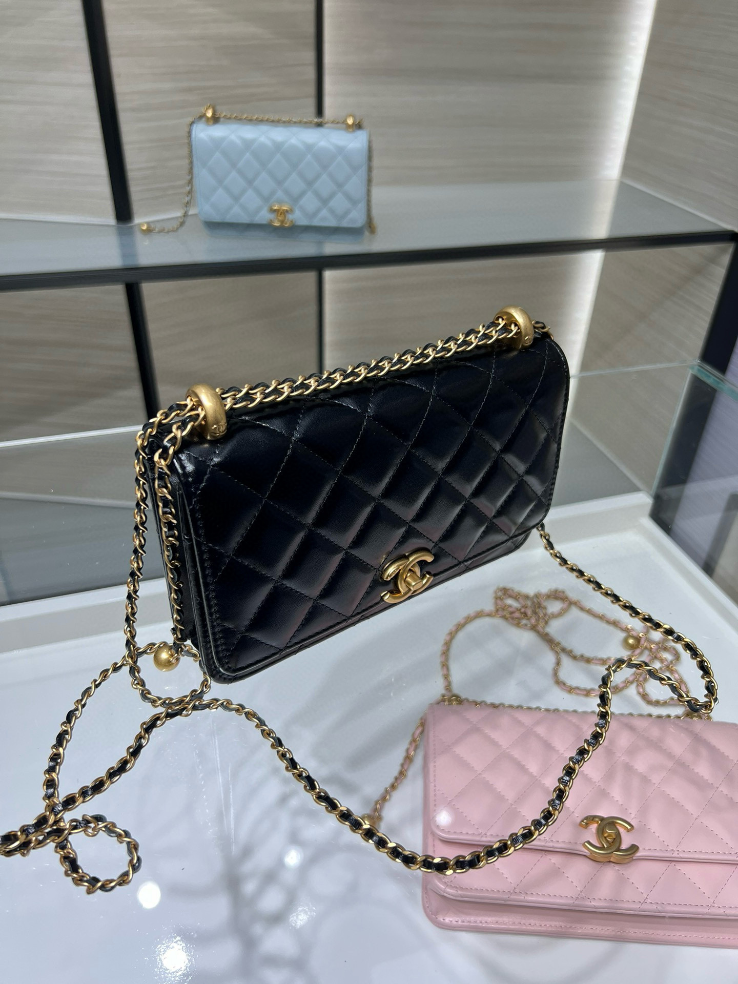 Chanel AP2289