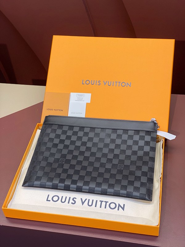 Louis Vuitton Louis Vuitton