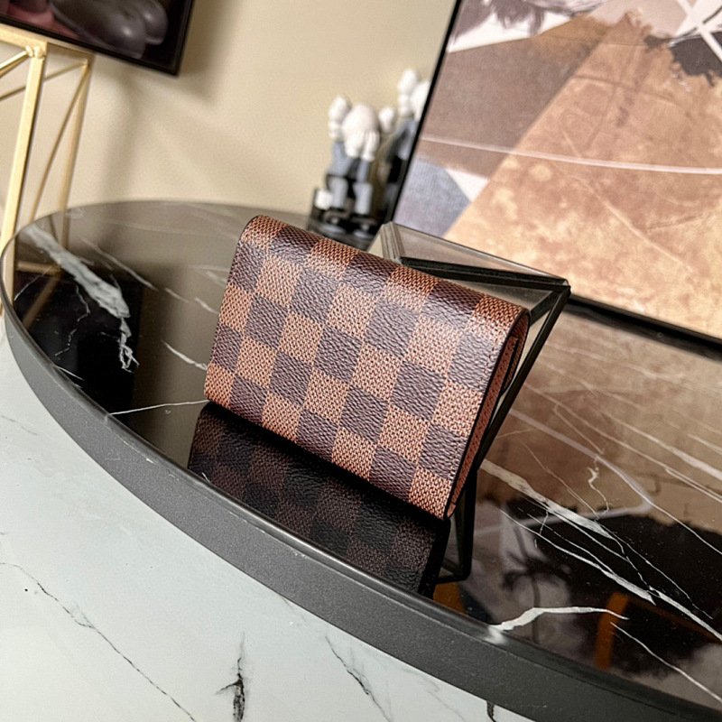 Louis Vuitton Louis Vuitton