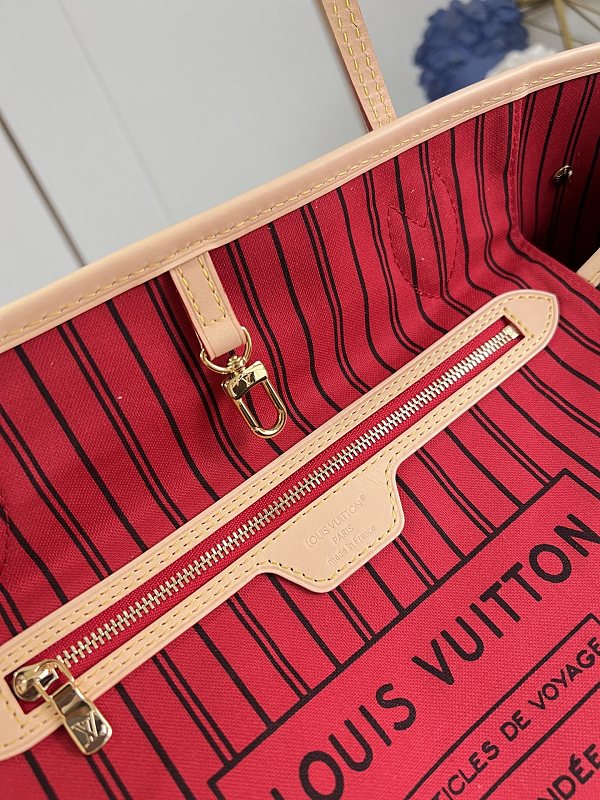 Louis Vuitton M46987