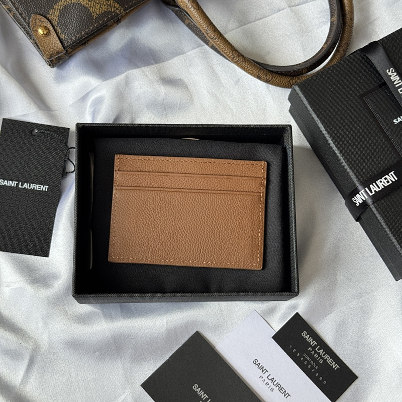 Saint Laurent Saint Laurent