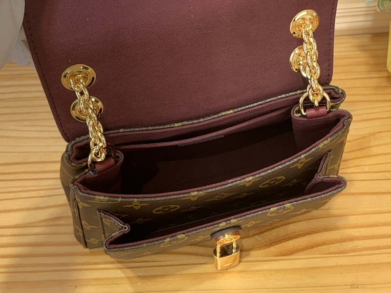 Louis Vuitton Louis Vuitton