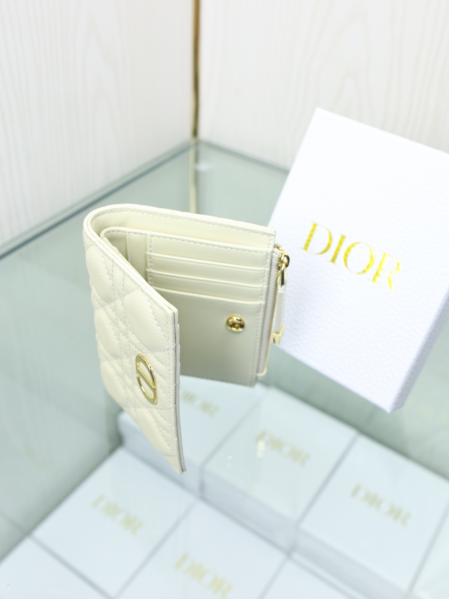 Dior Dior