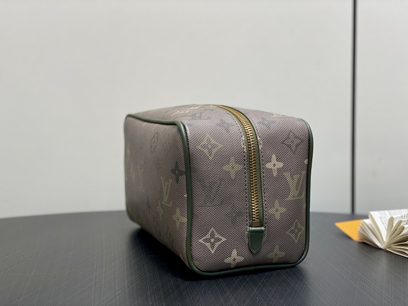 Louis Vuitton Louis Vuitton
