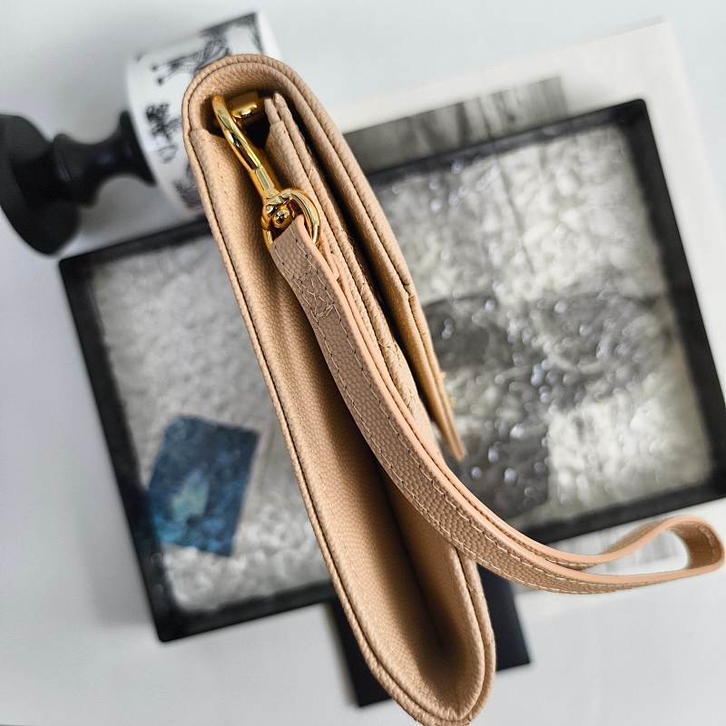 Saint Laurent Saint Laurent