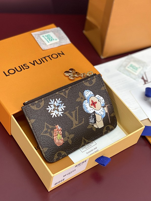 Louis Vuitton M15333