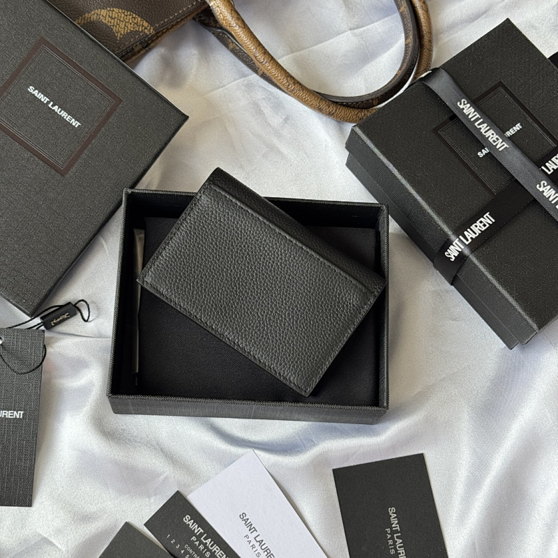 Saint Laurent Saint Laurent