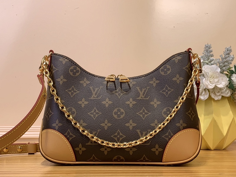 Louis Vuitton M45832