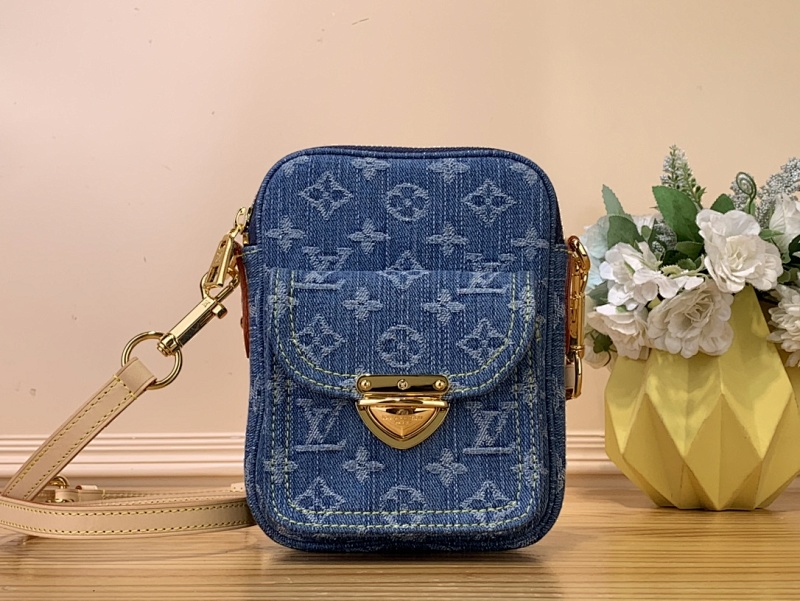 Louis Vuitton M82948